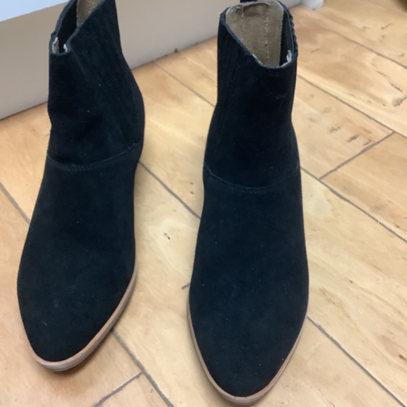 COPY - Hush Puppies Sierra Chelsea Bootie - Picture 3 of 6